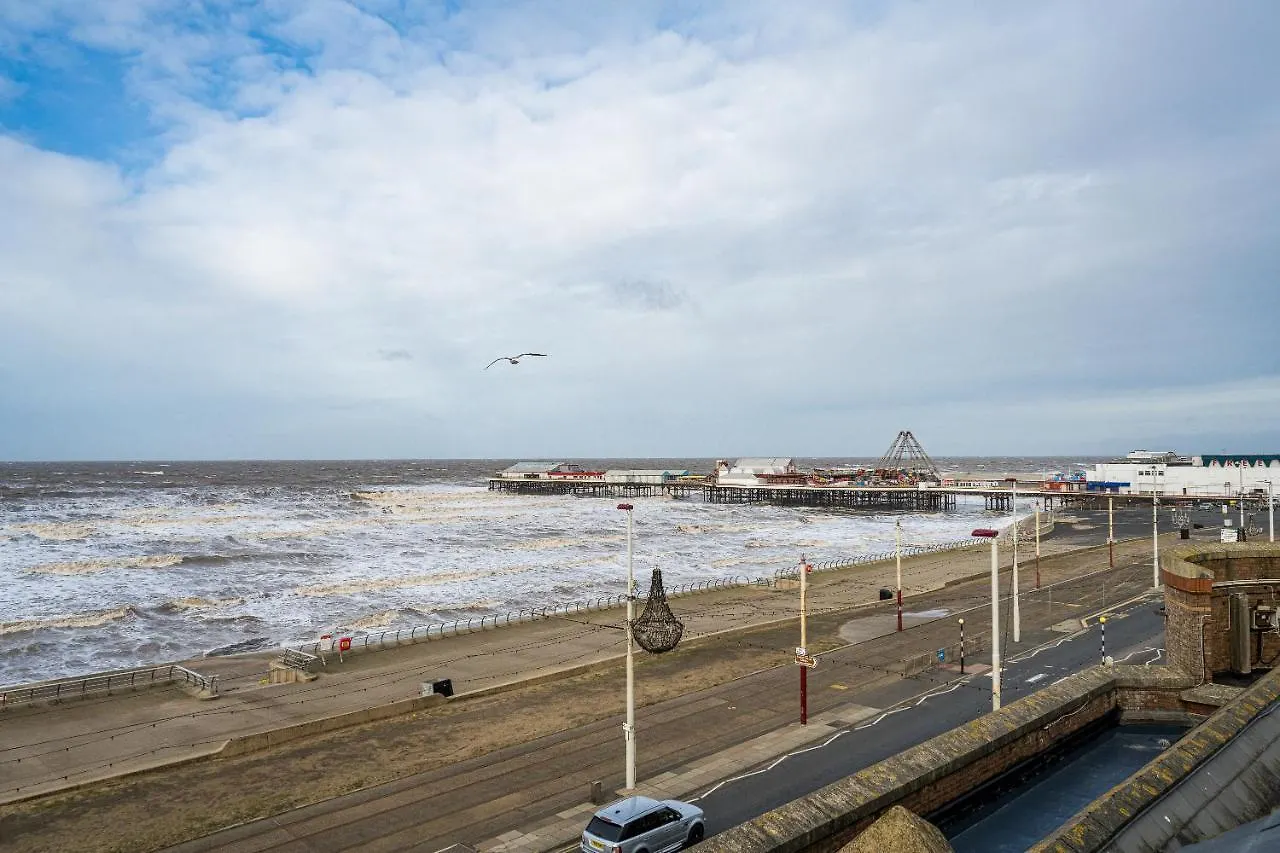 블랙풀 Pier View House 빌라 0*,